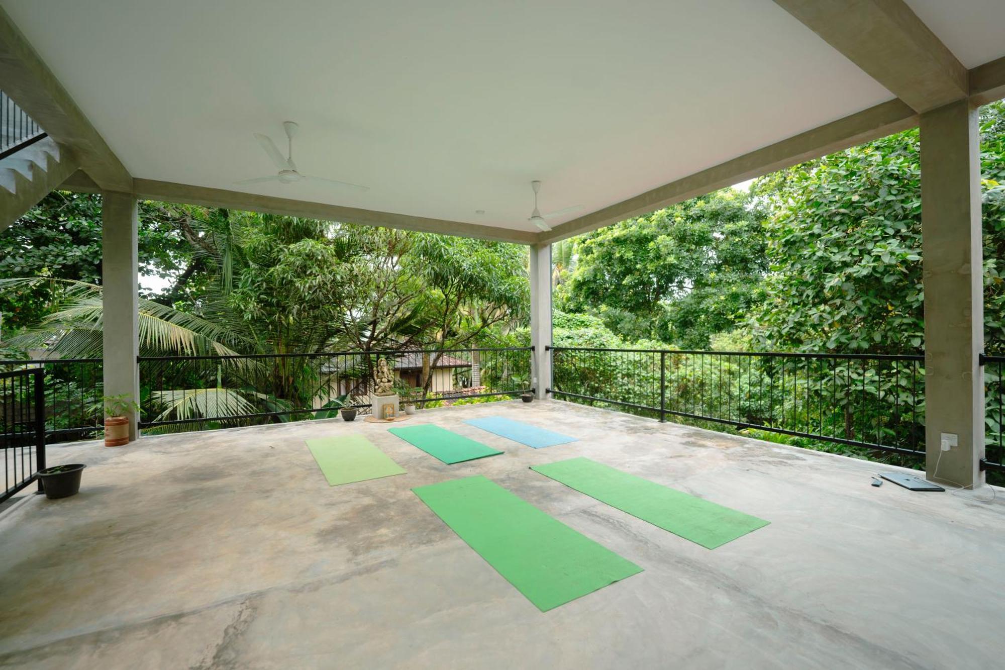 Gaia Soul Hotel Godauda Buitenkant foto